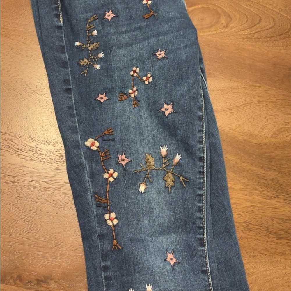 Charlie Floral Embroidered Skinny Jeans
